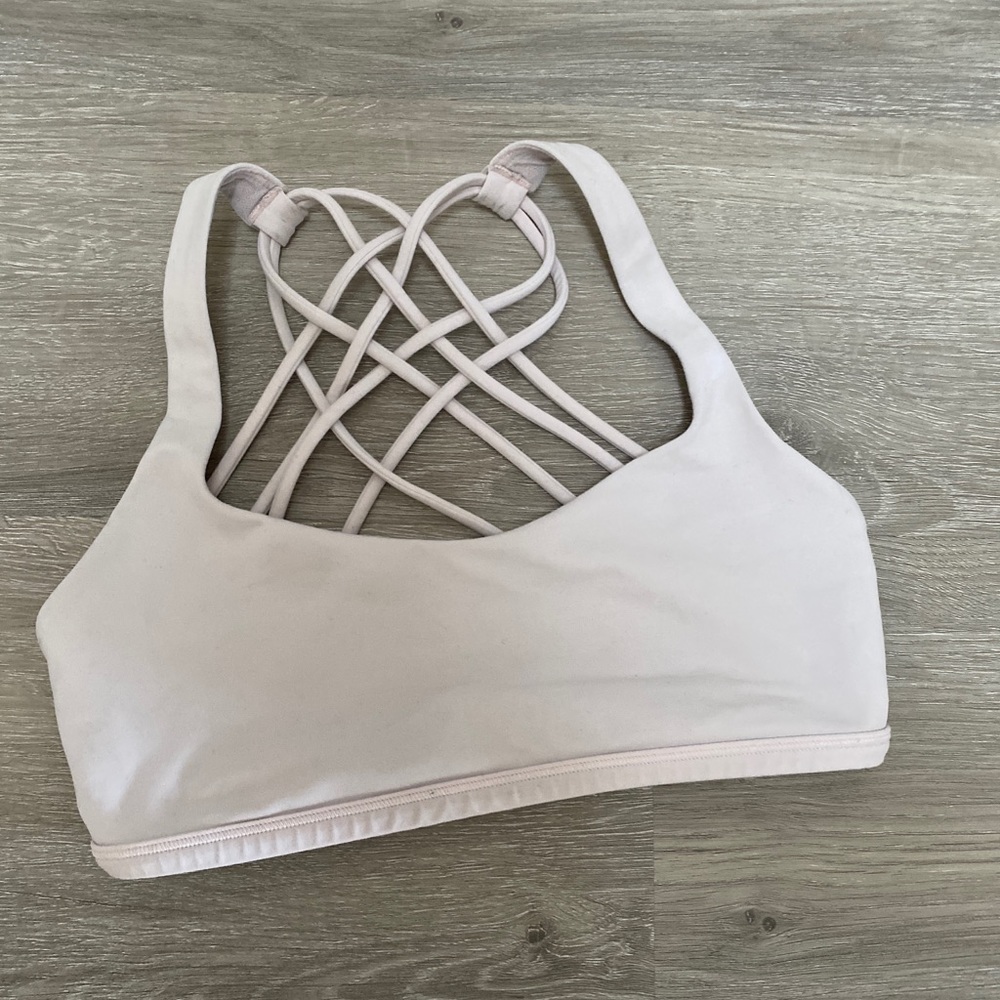 Lululemon sports bra size 4 dusty pink